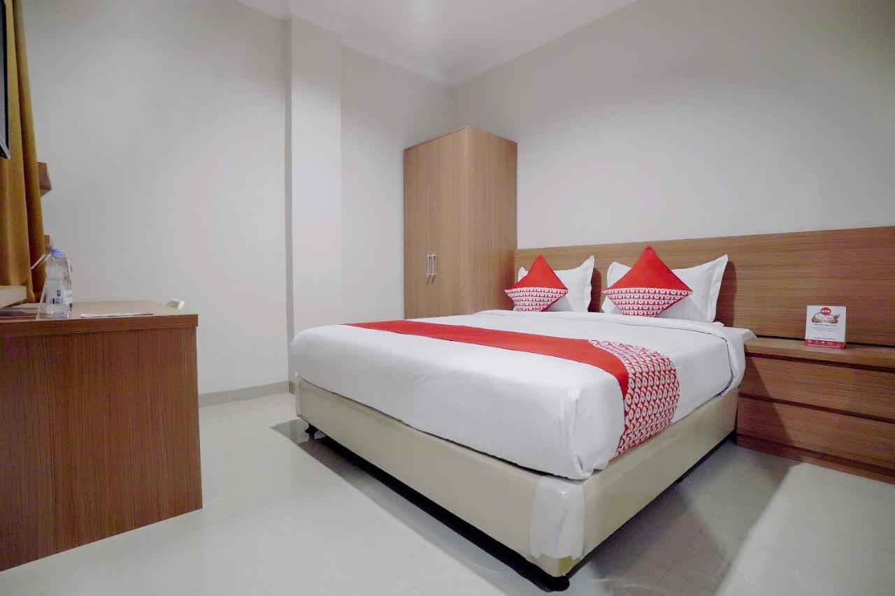 Oyo 415 The Kartini 8 Residence Jakarta Exteriör bild