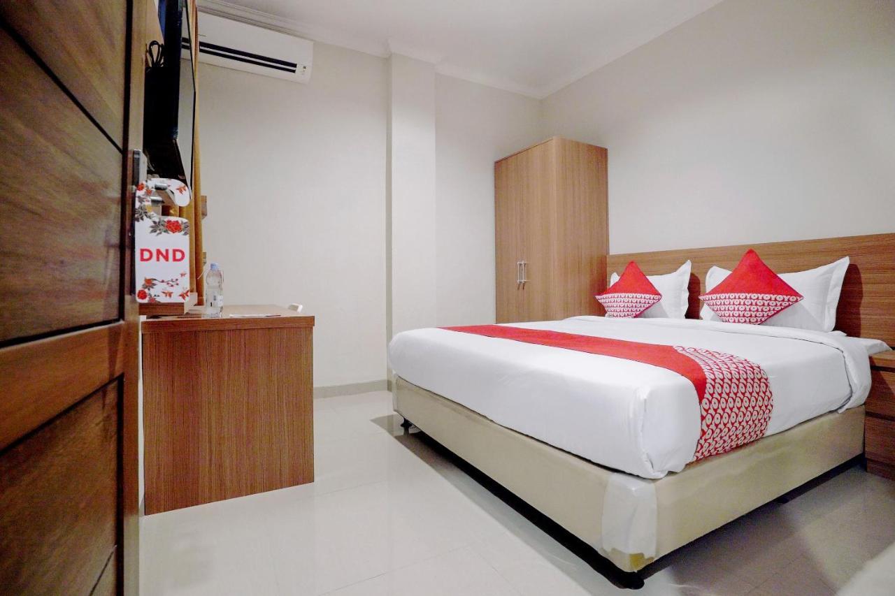 Oyo 415 The Kartini 8 Residence Jakarta Exteriör bild