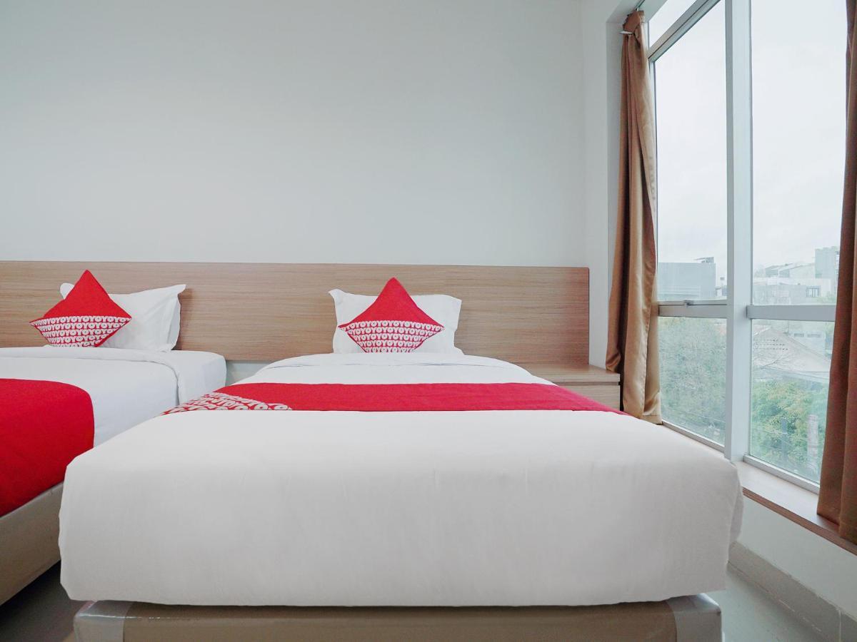 Oyo 415 The Kartini 8 Residence Jakarta Exteriör bild