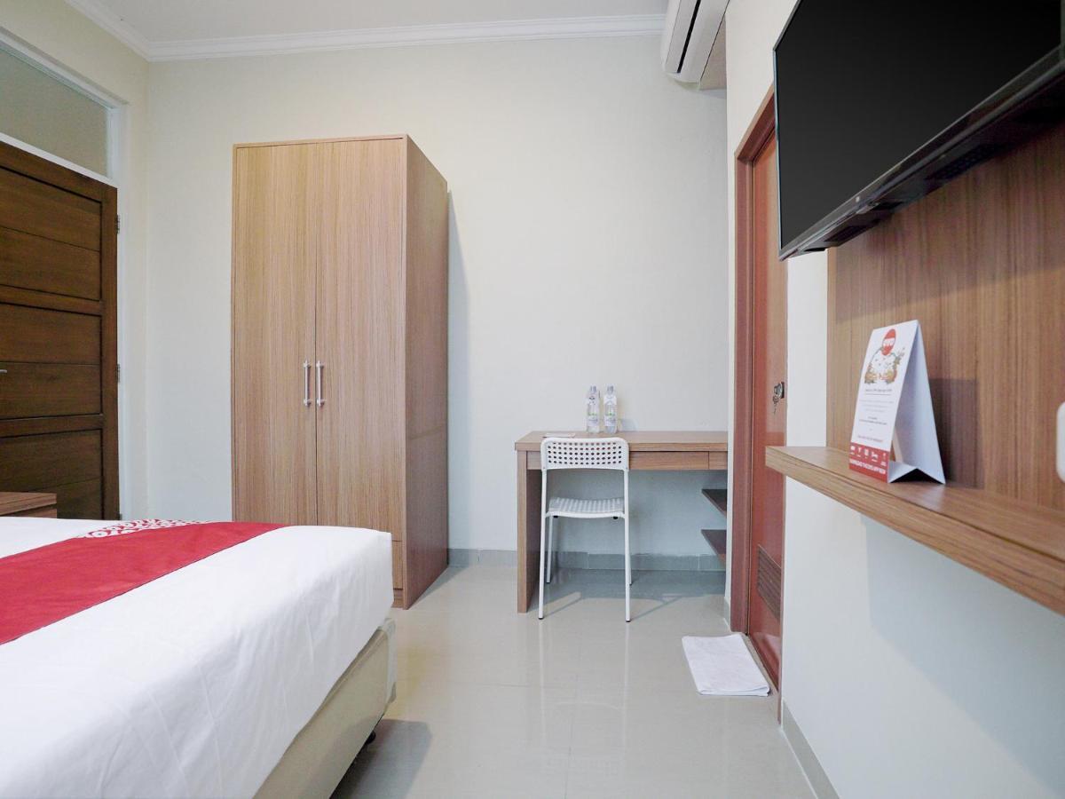Oyo 415 The Kartini 8 Residence Jakarta Exteriör bild